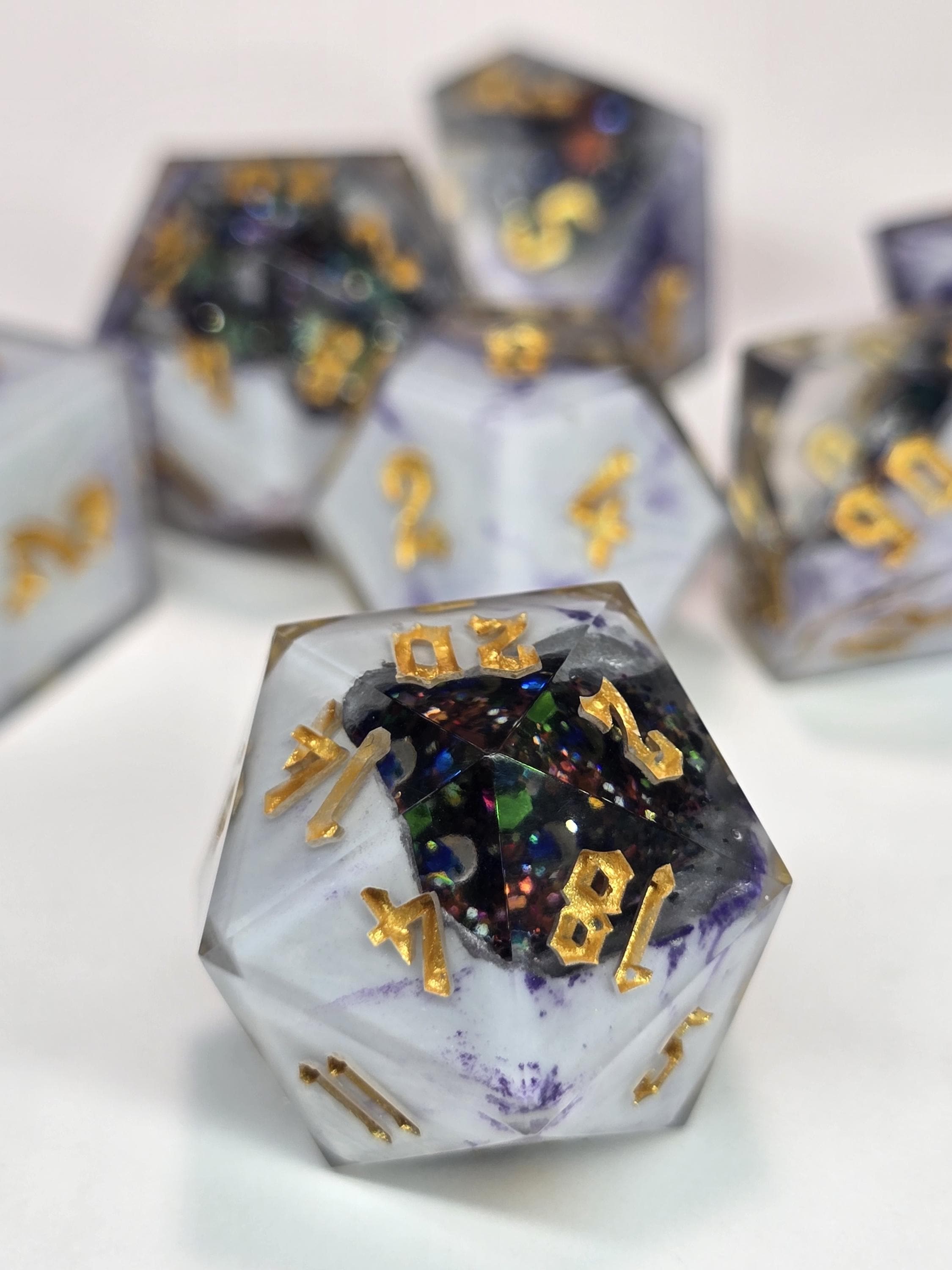 Handmade Witchlight Geode Polyhedral Dice Set – Swirling Violet, Starlight Core (8 Dice)