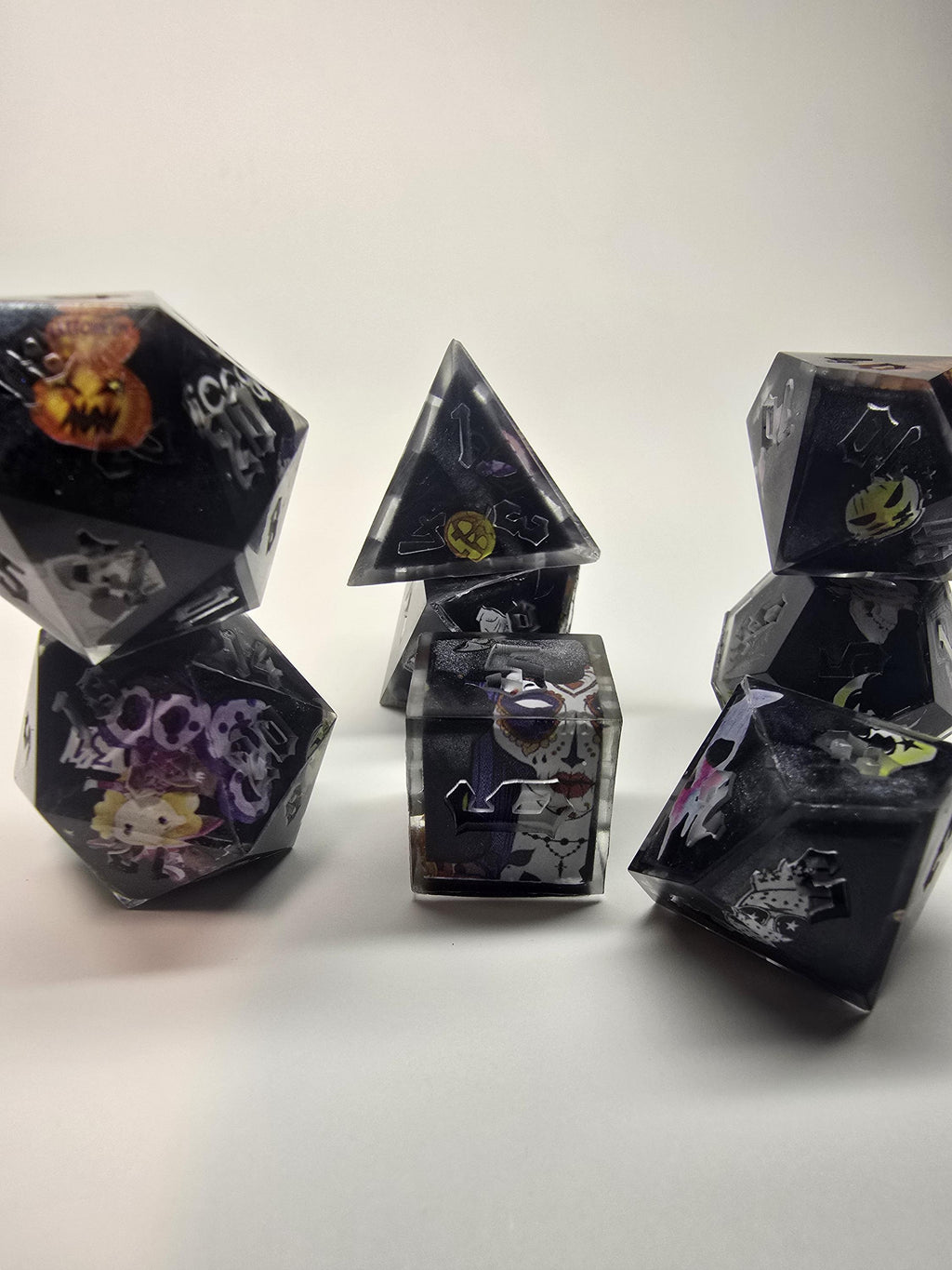 Midnight Mischief: Full 22mm set with Advantage