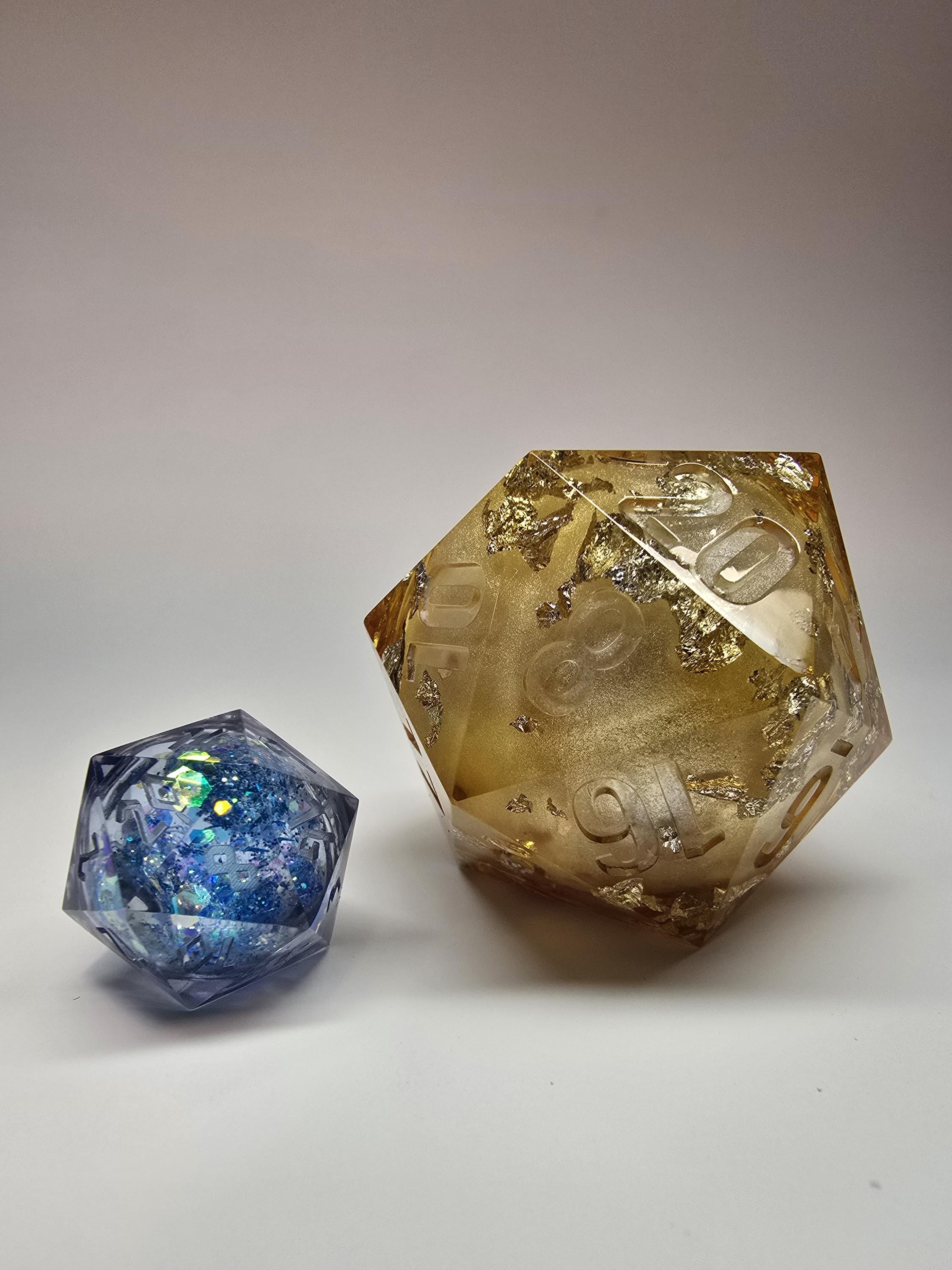 Heirloom Pearl. This is a Large 42mm Liquid Core Chonk D20.