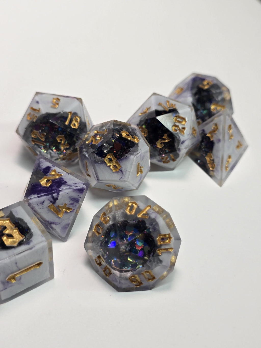 Handmade Witchlight Geode Polyhedral Dice Set – Swirling Violet, Starlight Core (8 Dice)