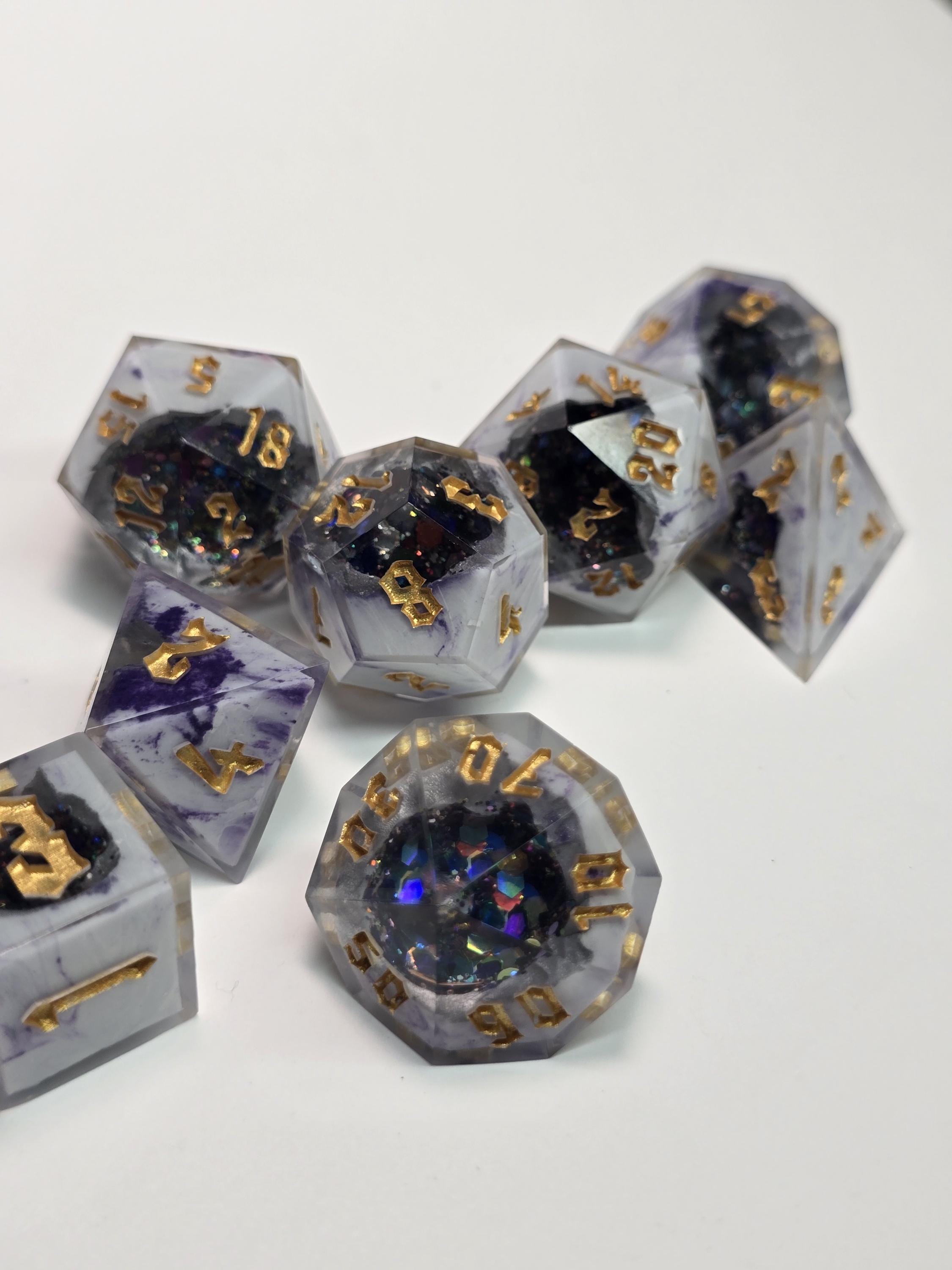 Handmade Witchlight Geode Polyhedral Dice Set – Swirling Violet, Starlight Core (8 Dice)