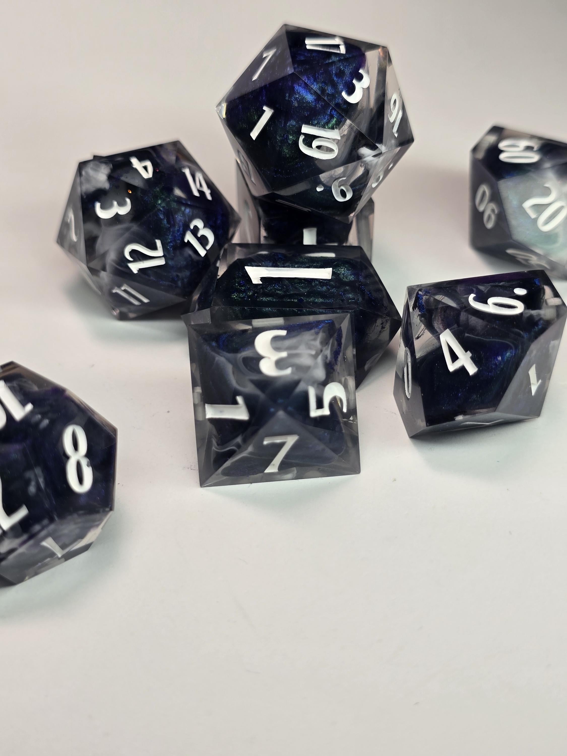 Iridescent Mist – Full Polyhedral Dice Set with Advantage (8 Dice, 2 D20s)