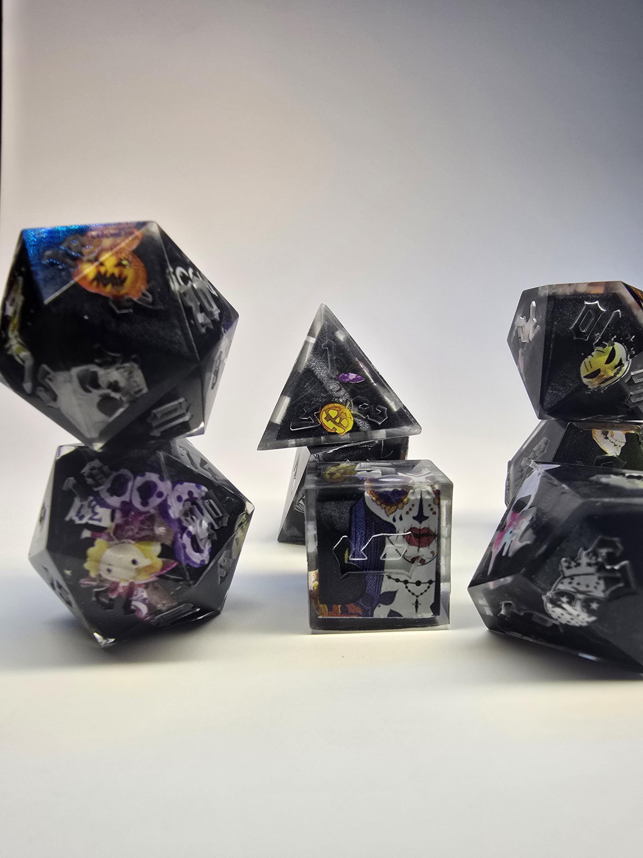 Midnight Mischief: Full 22mm set with Advantage