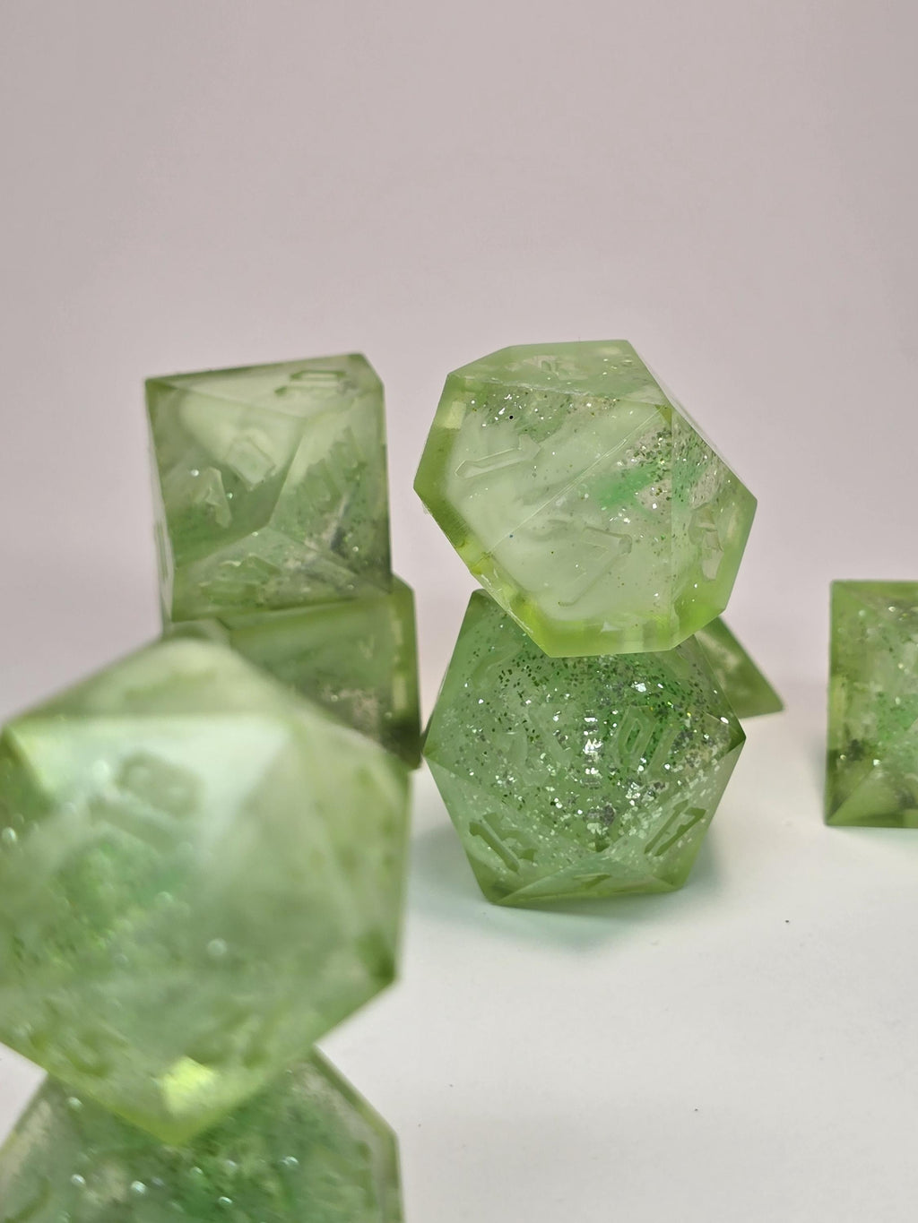Verdant Dream – Handmade Polyhedral Dice Set (8 Dice, 2 D20s for Advantage Rolls)