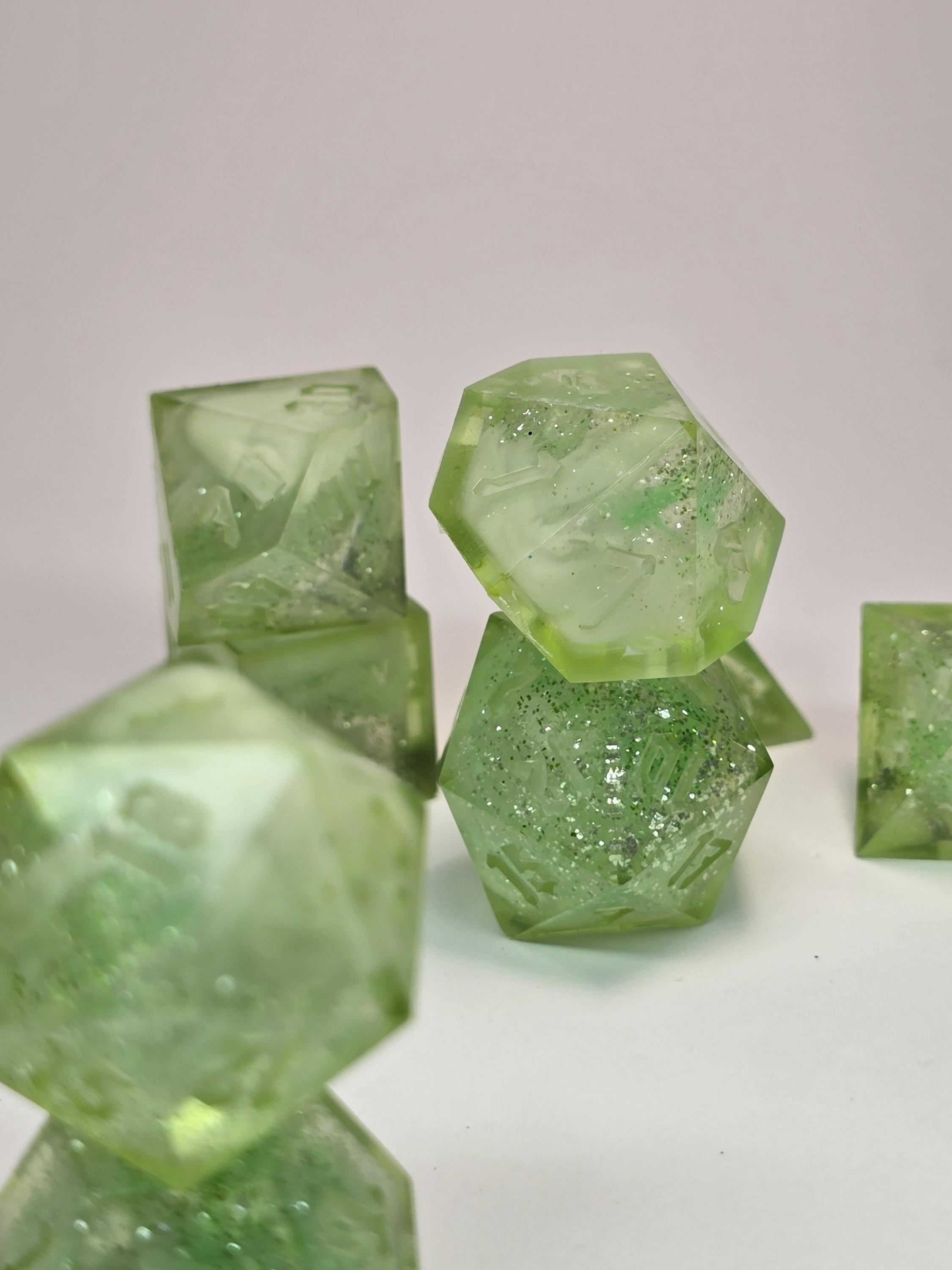 Verdant Dream – Handmade Polyhedral Dice Set (8 Dice, 2 D20s for Advantage Rolls)