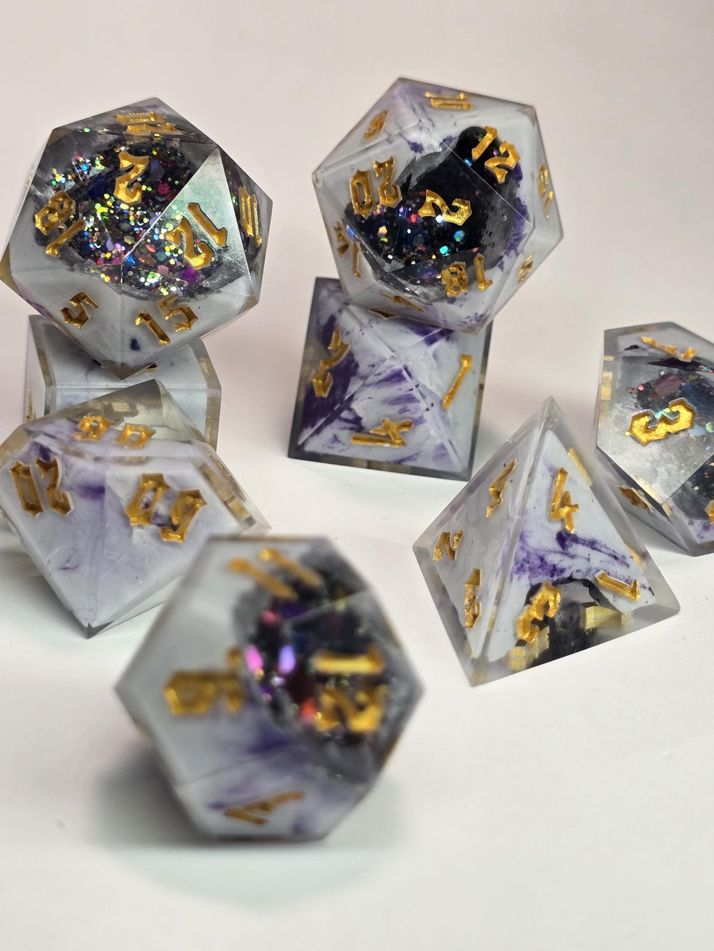 Handmade Witchlight Geode Polyhedral Dice Set – Swirling Violet, Starlight Core (8 Dice)