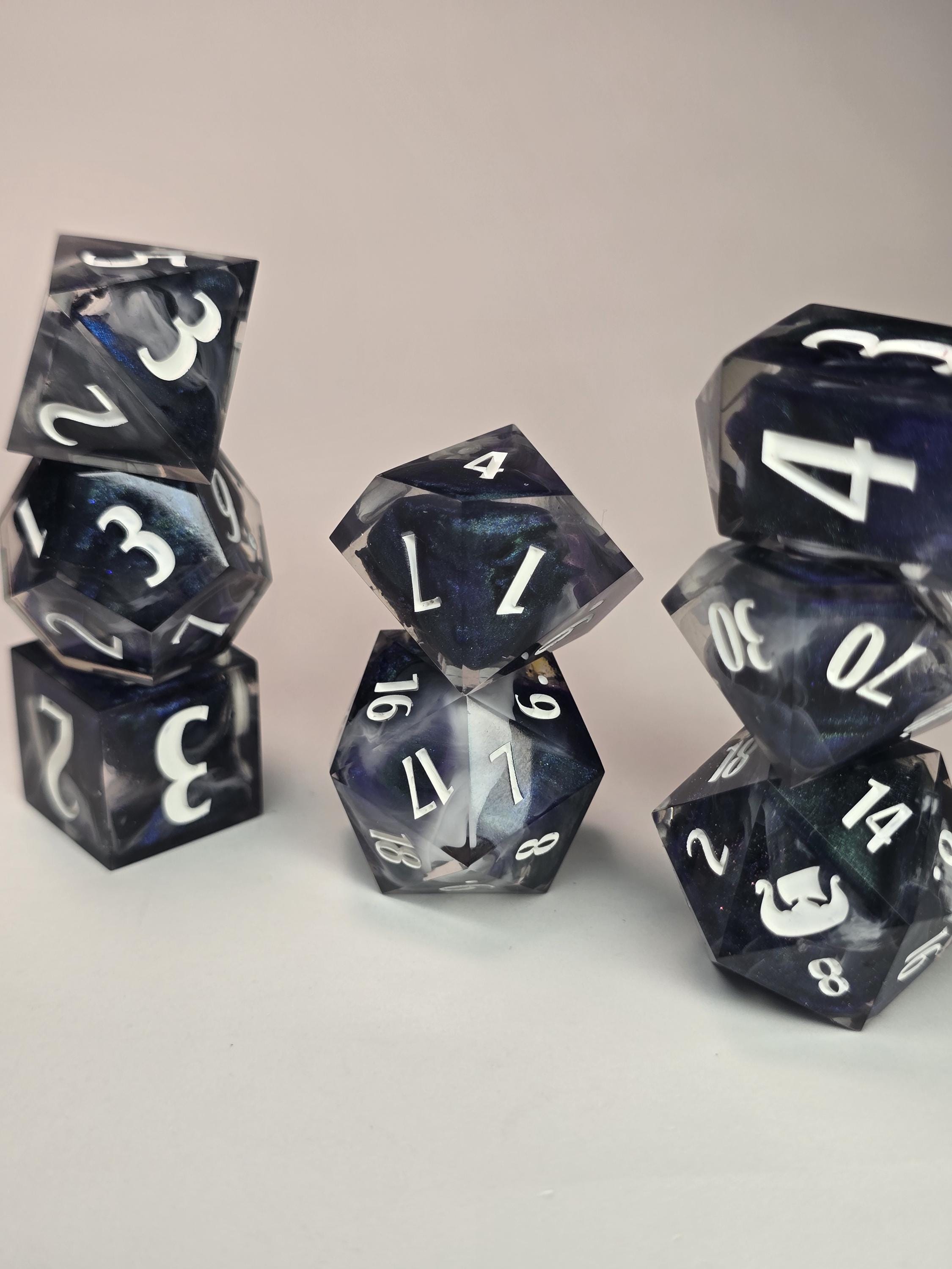 Iridescent Mist – Full Polyhedral Dice Set with Advantage (8 Dice, 2 D20s)