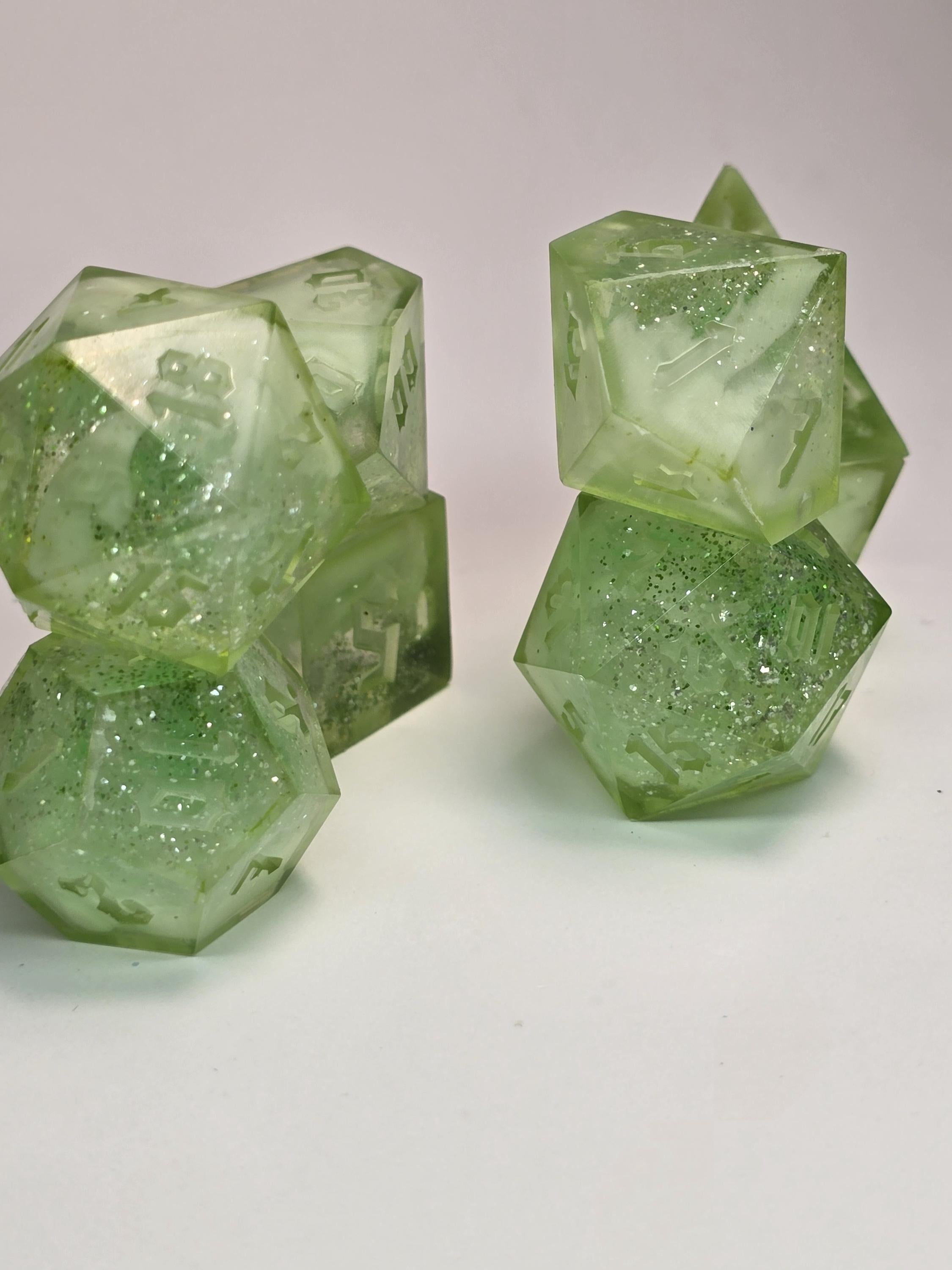 Verdant Dream – Handmade Polyhedral Dice Set (8 Dice, 2 D20s for Advantage Rolls)